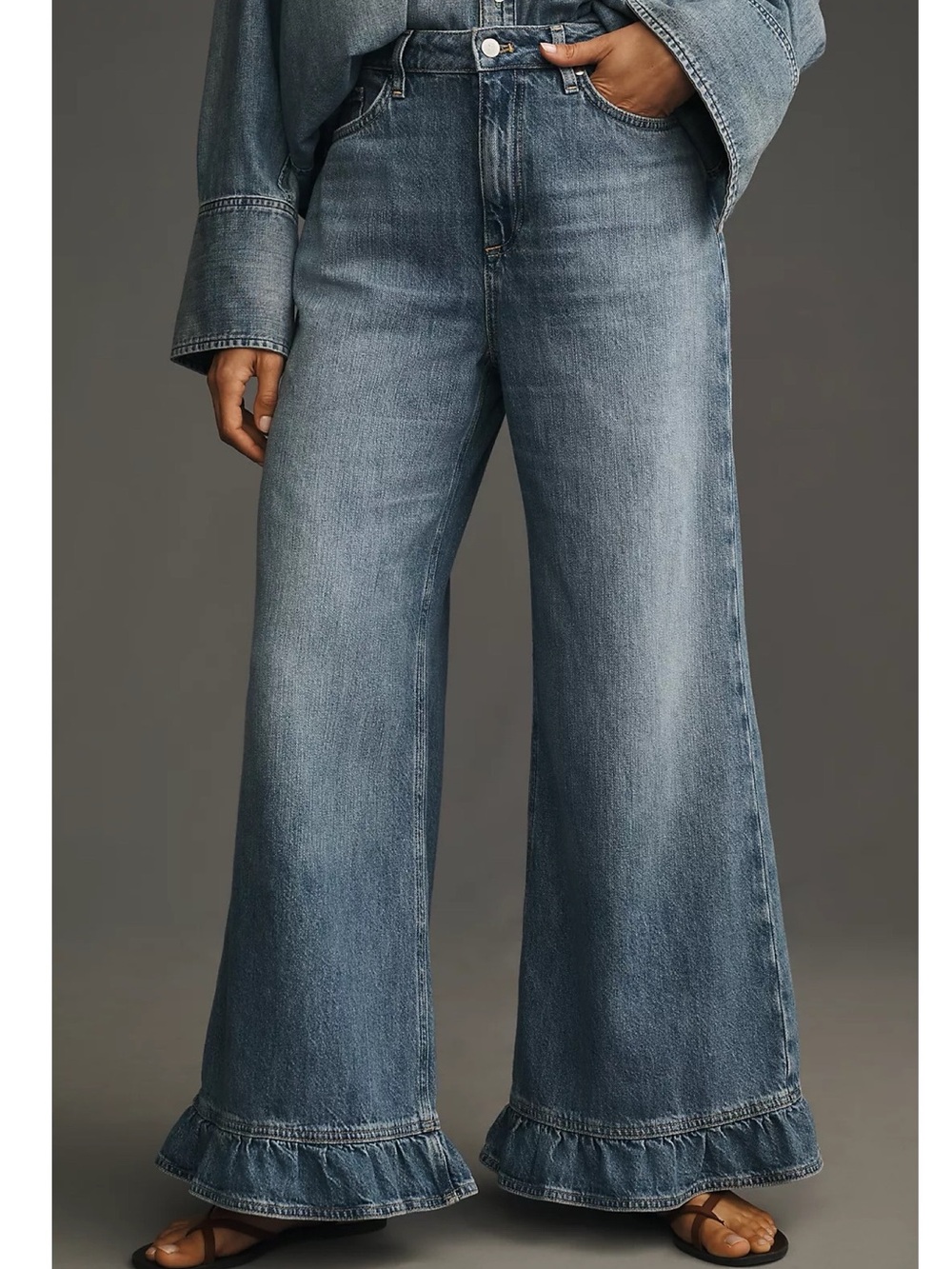 NWT Anthropologie Pilcro Solene High Rise Wide Leg Ruffle Flare Jeans 28 Tall